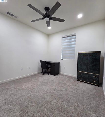 5390 Shenandoah Valley Ln, Antioch, CA 94531