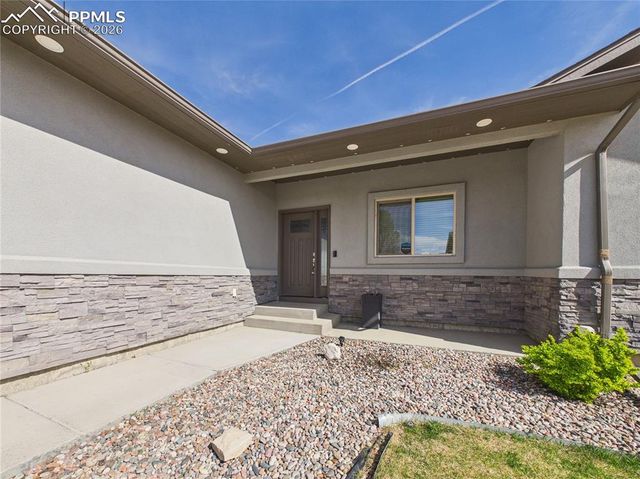 5508 Mark Twain Lane, Pueblo, CO 81008