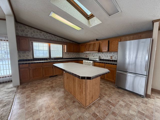 1 Cardinal Drive, Beecher, IL 60401