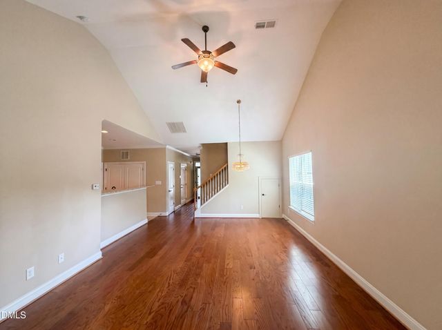 1102 Lake Michael Way, Mebane, NC 27302
