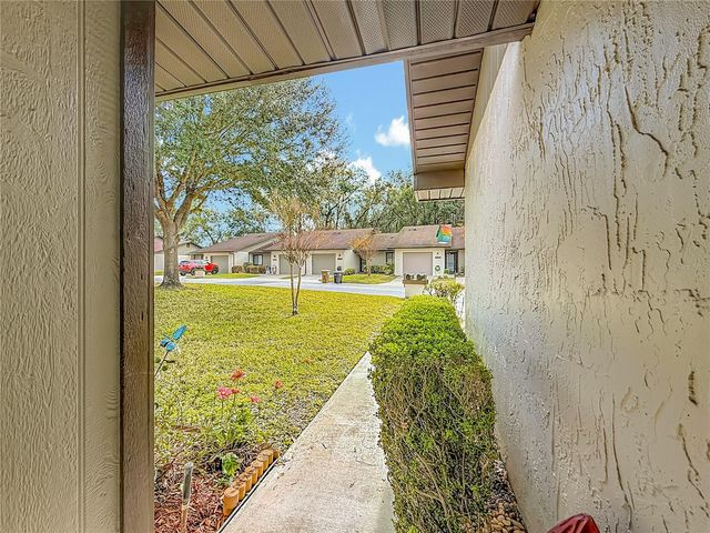 3703 NE 16TH PLACE, Ocala, FL 34470