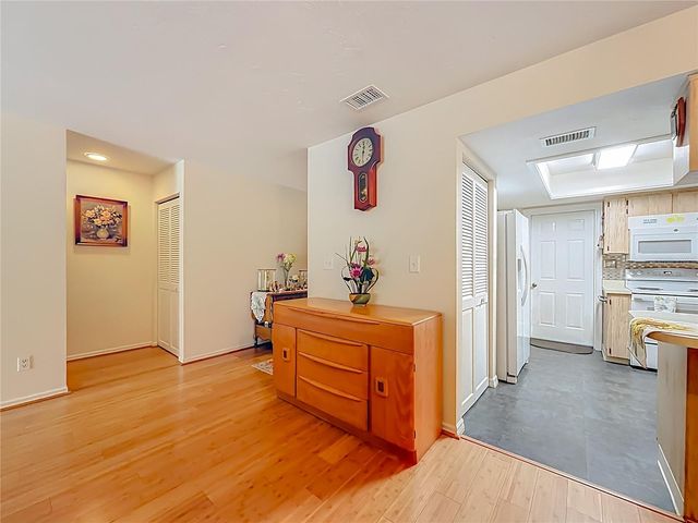 3703 NE 16TH PLACE, Ocala, FL 34470