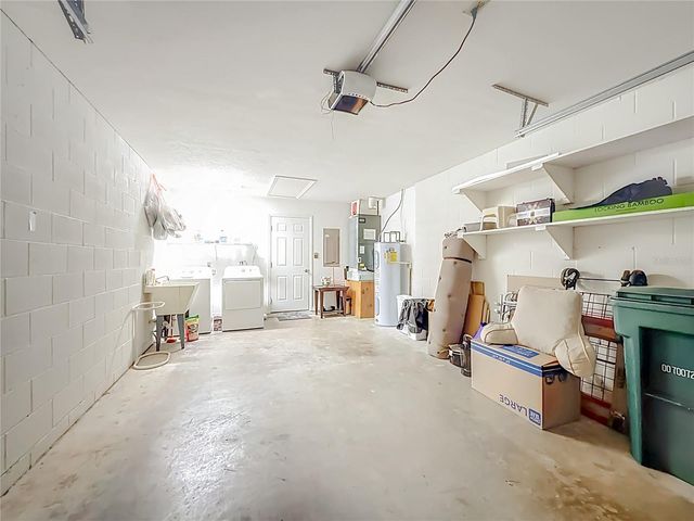 3703 NE 16TH PLACE, Ocala, FL 34470