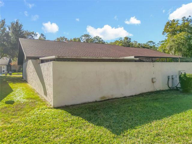 3703 NE 16TH PLACE, Ocala, FL 34470