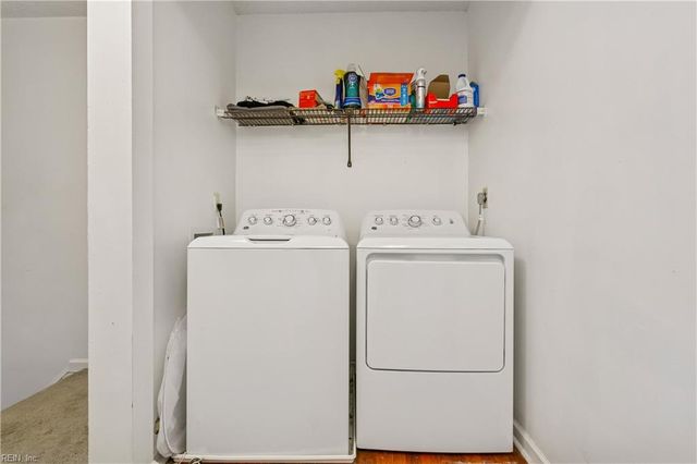 504 Hollomon DR, Hampton, VA 23666