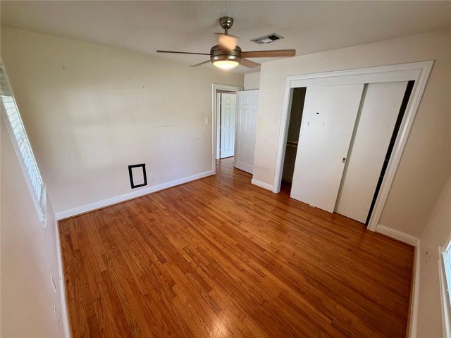 2106 Woodcrest Drive, Houston, TX 77018