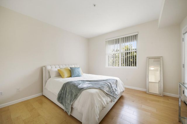 1982 W Bayshore Road 223, East Palo Alto, CA 94303