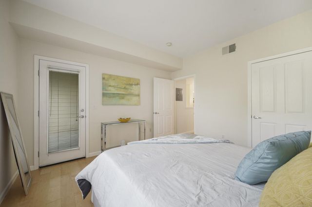 1982 W Bayshore Road 223, East Palo Alto, CA 94303