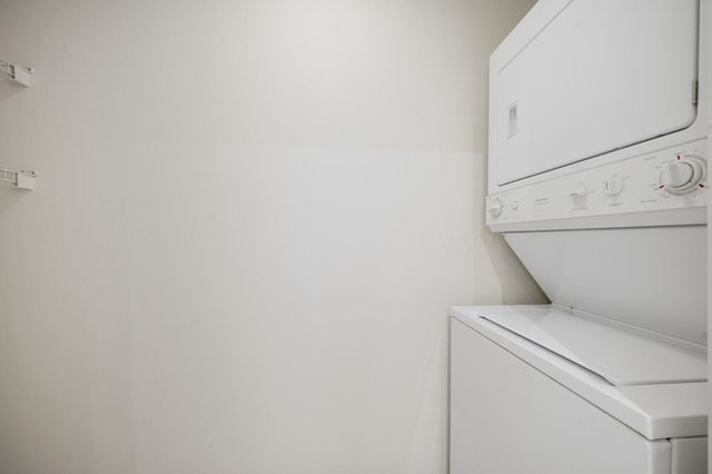 1982 W Bayshore Road 223, East Palo Alto, CA 94303