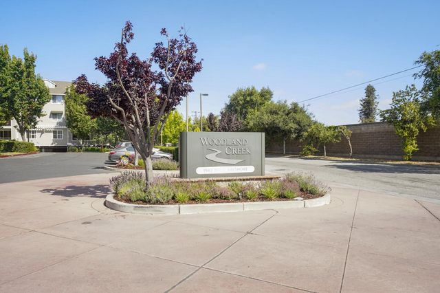 1982 W Bayshore Road 223, East Palo Alto, CA 94303