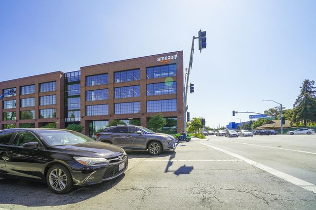 1982 W Bayshore Road 223, East Palo Alto, CA 94303