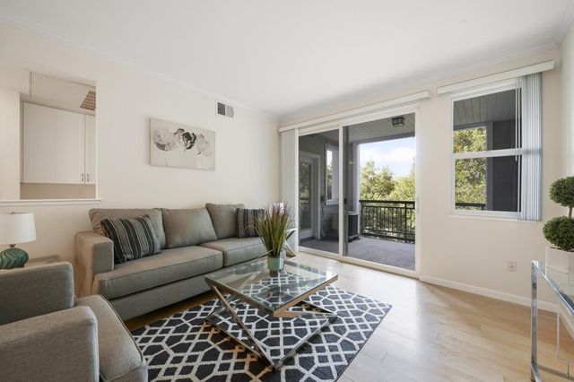 1982 W Bayshore Road 223, East Palo Alto, CA 94303