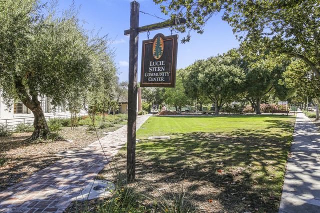 1982 W Bayshore Road 223, East Palo Alto, CA 94303