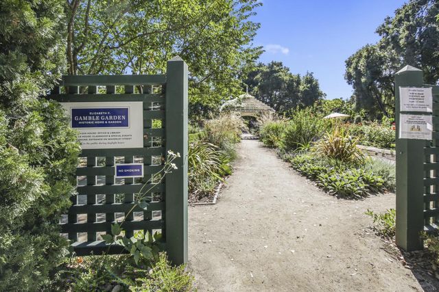 1982 W Bayshore Road 223, East Palo Alto, CA 94303