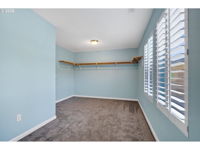 10360 SKYVIEW Rd, Tillamook, OR 97141