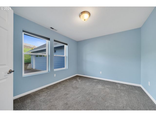 10360 SKYVIEW Rd, Tillamook, OR 97141