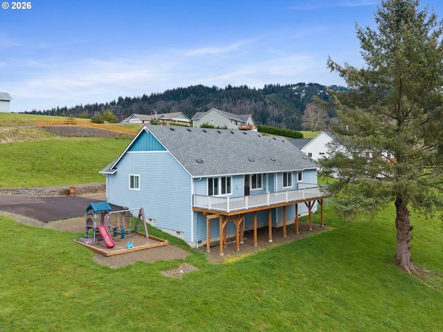 10360 SKYVIEW Rd, Tillamook, OR 97141