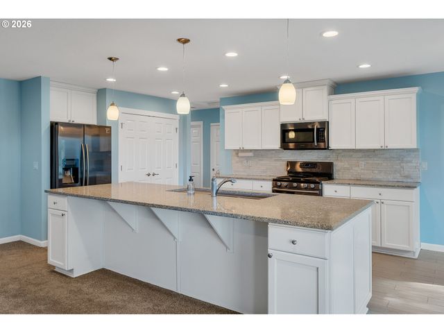 10360 SKYVIEW Rd, Tillamook, OR 97141