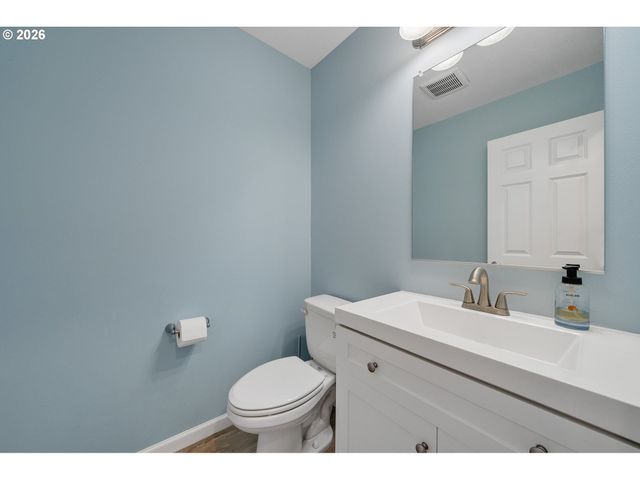 10360 SKYVIEW Rd, Tillamook, OR 97141