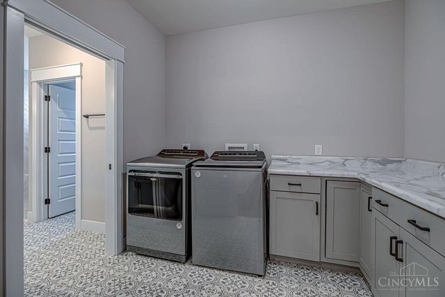 5866 High Point Court, Fairfield, OH 45014