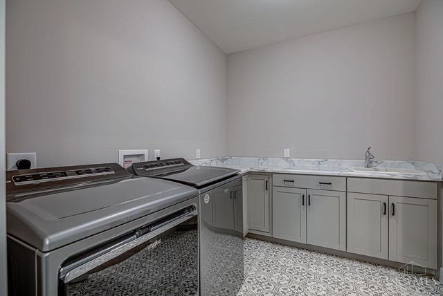 5866 High Point Court, Fairfield, OH 45014