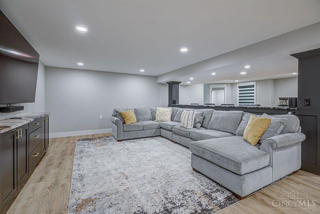 5866 High Point Court, Fairfield, OH 45014
