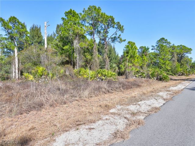 4405 Leeland Heights BLVD E, Lehigh Acres, FL 33936