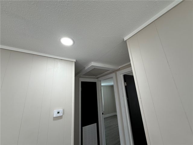 400 Austin St, George West, TX 78022