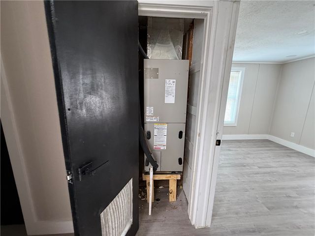 400 Austin St, George West, TX 78022