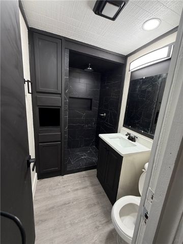 400 Austin St, George West, TX 78022