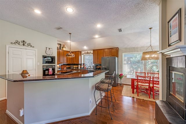 2201 Cheshire Drive, Flower Mound, TX 75028