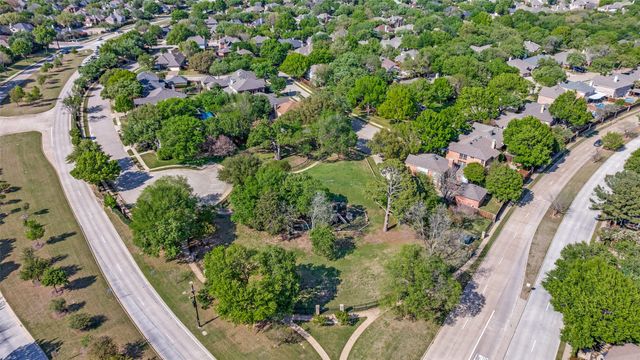 2201 Cheshire Drive, Flower Mound, TX 75028