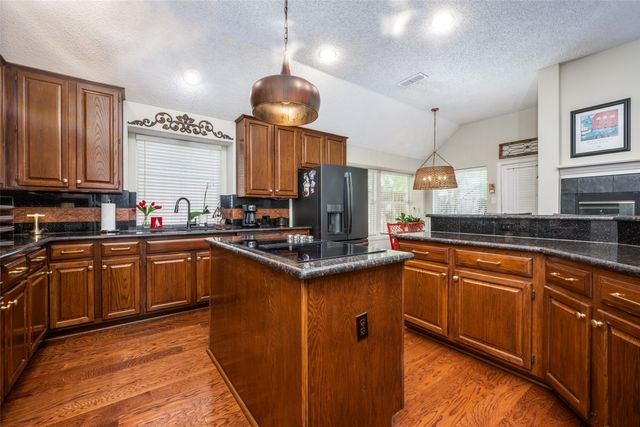 2201 Cheshire Drive, Flower Mound, TX 75028