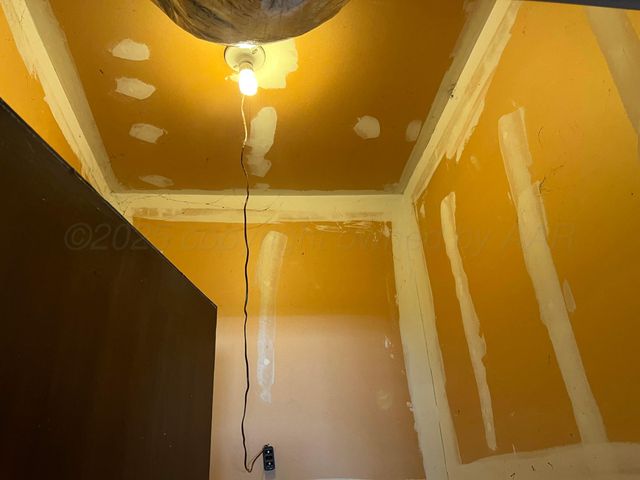 415 MESQUITE Avenue, Amarillo, TX 79108