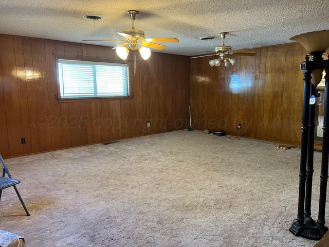 415 MESQUITE Avenue, Amarillo, TX 79108