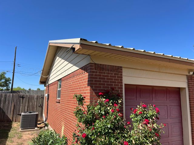 415 MESQUITE Avenue, Amarillo, TX 79108