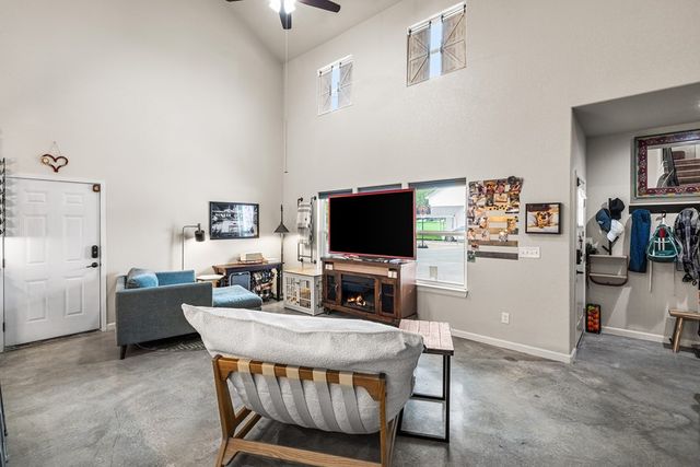 506 Burleson, Kerrville, TX 78028
