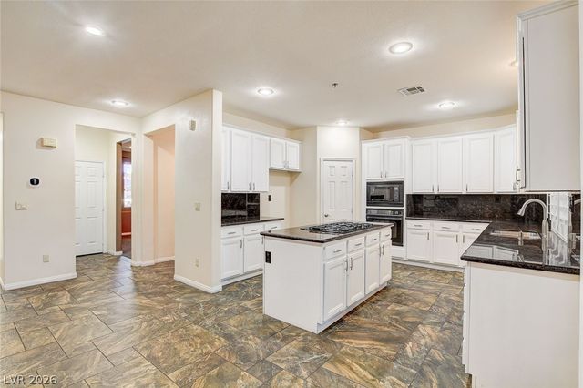 10798 Chillingham Drive, Las Vegas, NV 89183