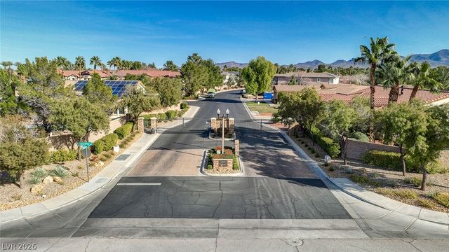 10798 Chillingham Drive, Las Vegas, NV 89183