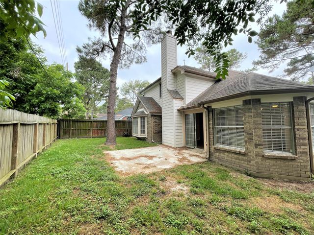 8406 Lake Crystal Drive, Houston, TX 77095