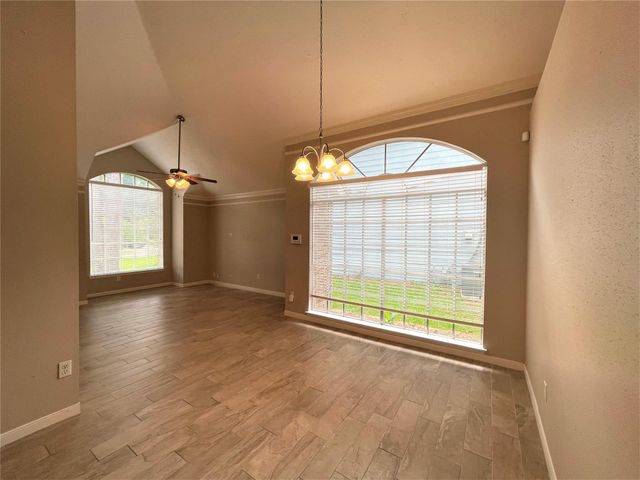 8406 Lake Crystal Drive, Houston, TX 77095