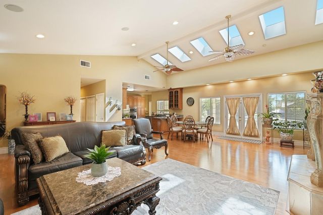 3548 Tarro Way, Carmichael, CA 95608
