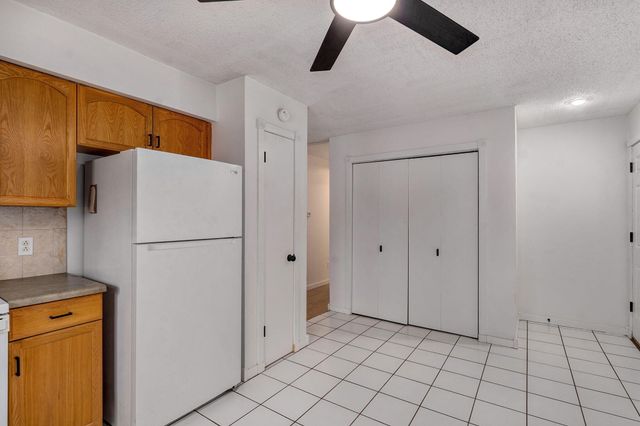 3231 W Farm Road 168, Springfield, MO 65807