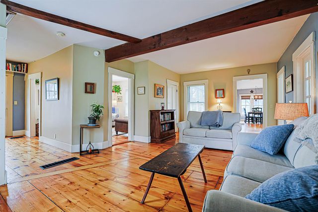 82 Knight Street, Milford, NH 03055