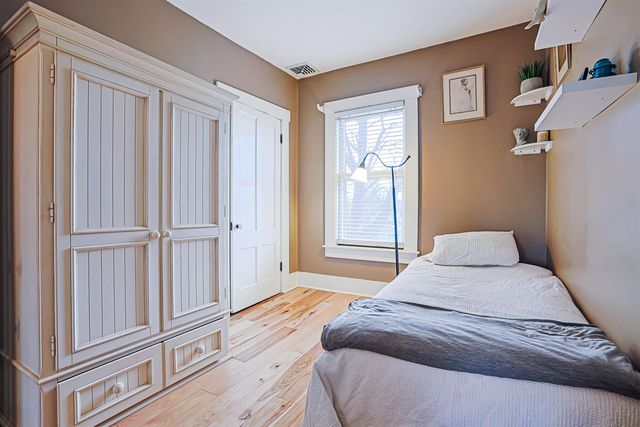82 Knight Street, Milford, NH 03055
