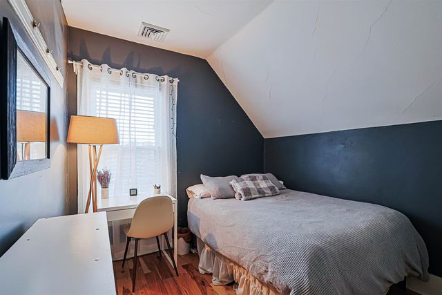 82 Knight Street, Milford, NH 03055