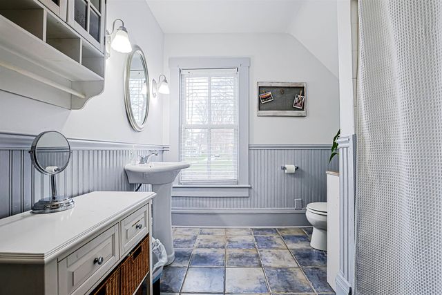 82 Knight Street, Milford, NH 03055