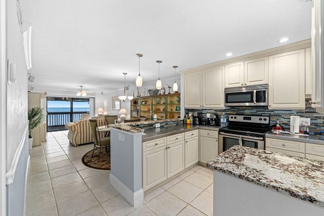 816 BAHIA DEL SOL DRIVE 23, Ruskin, FL 33570