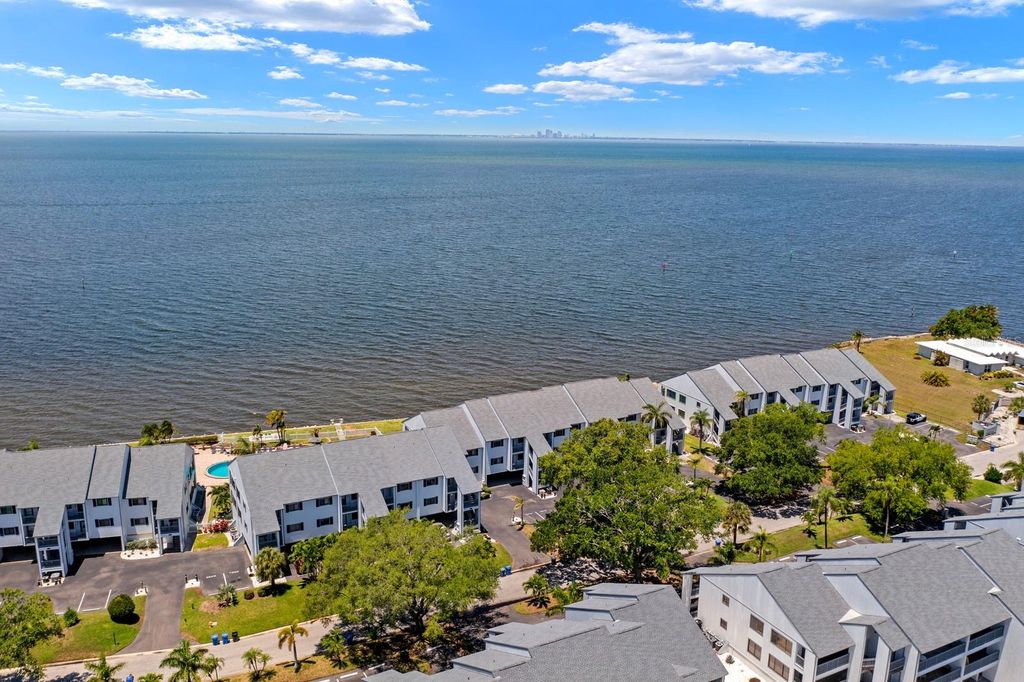 816 BAHIA DEL SOL DRIVE 23, Ruskin, FL 33570