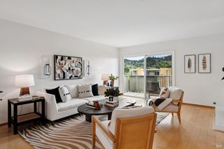 175 Upper Via Casitas Way #17, Greenbrae, CA 94904